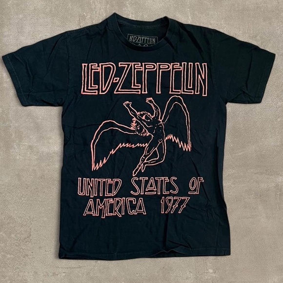 Led Zepplin Other - Led Zeppelin Black Tour Graphic Tee - Pink Print